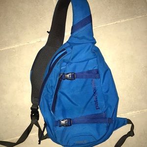Patagonia atom sling